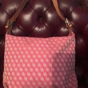 Dooney & bourke purse